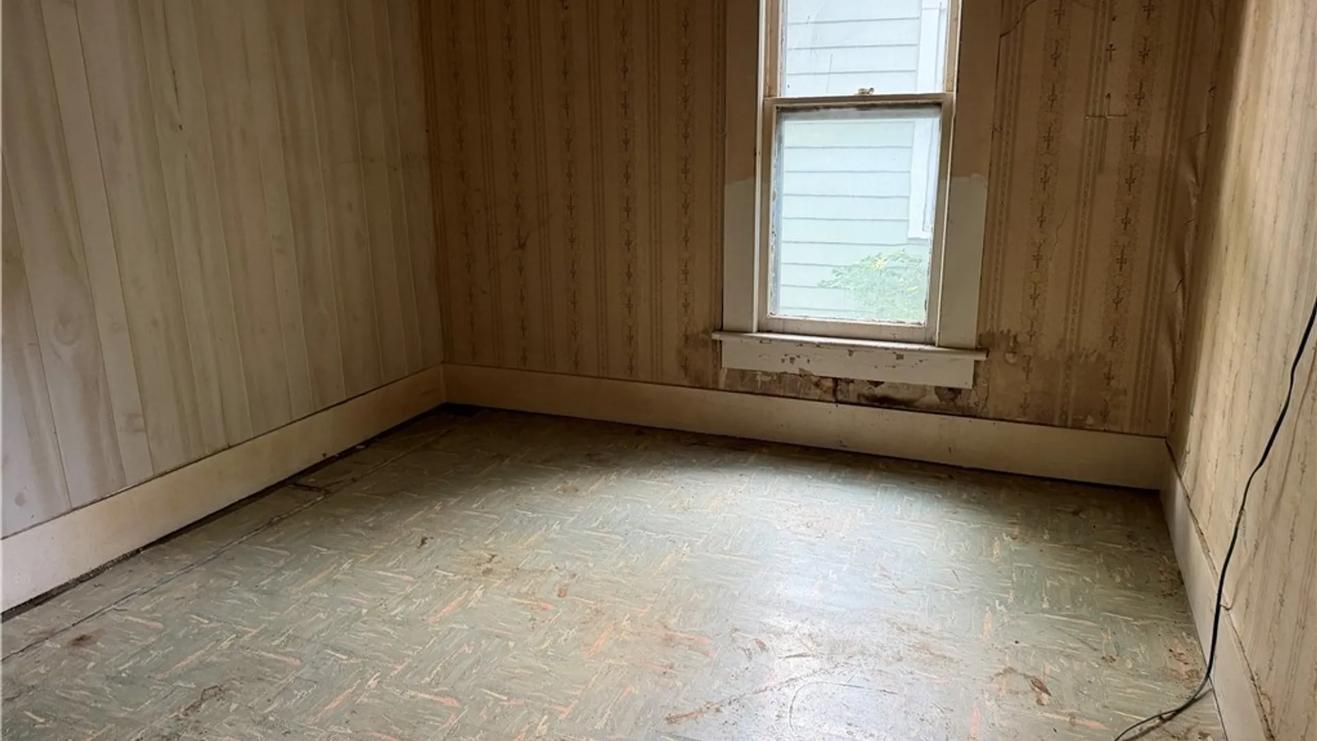 Property at 416 Mccool Avenue, DeWitt, NY 13057 4