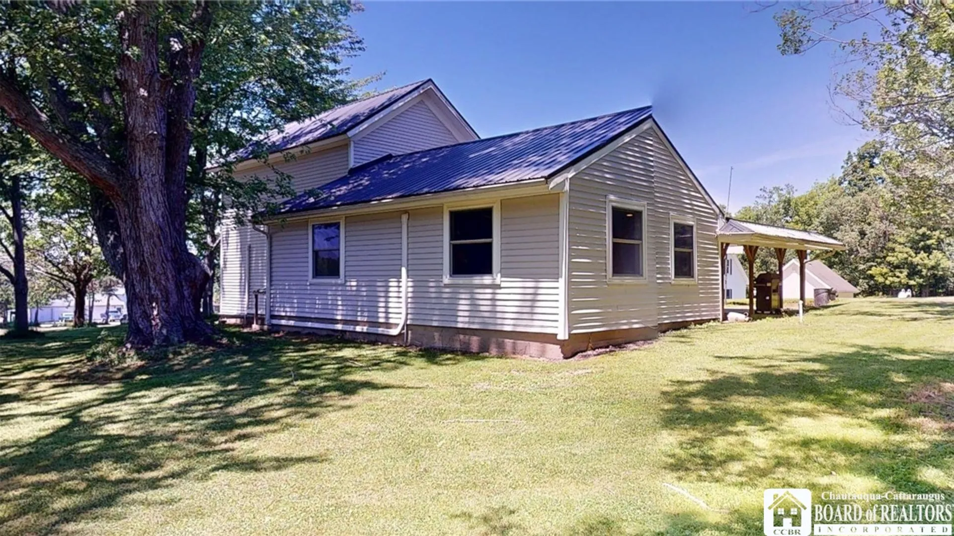 Property at 12374 Pennsylvania Avenue, Sheridan, NY 14136 4