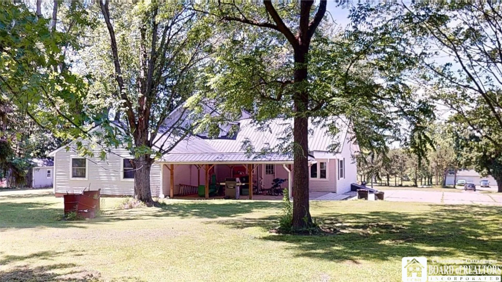 Property at 12374 Pennsylvania Avenue, Sheridan, NY 14136 9