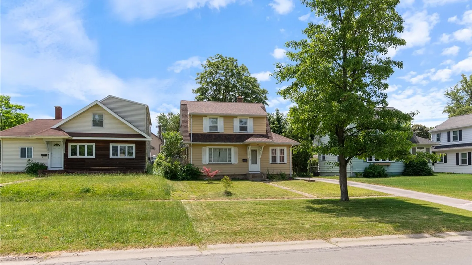 Property at 481 Stonewood Avenue, Greece, NY 14616 2