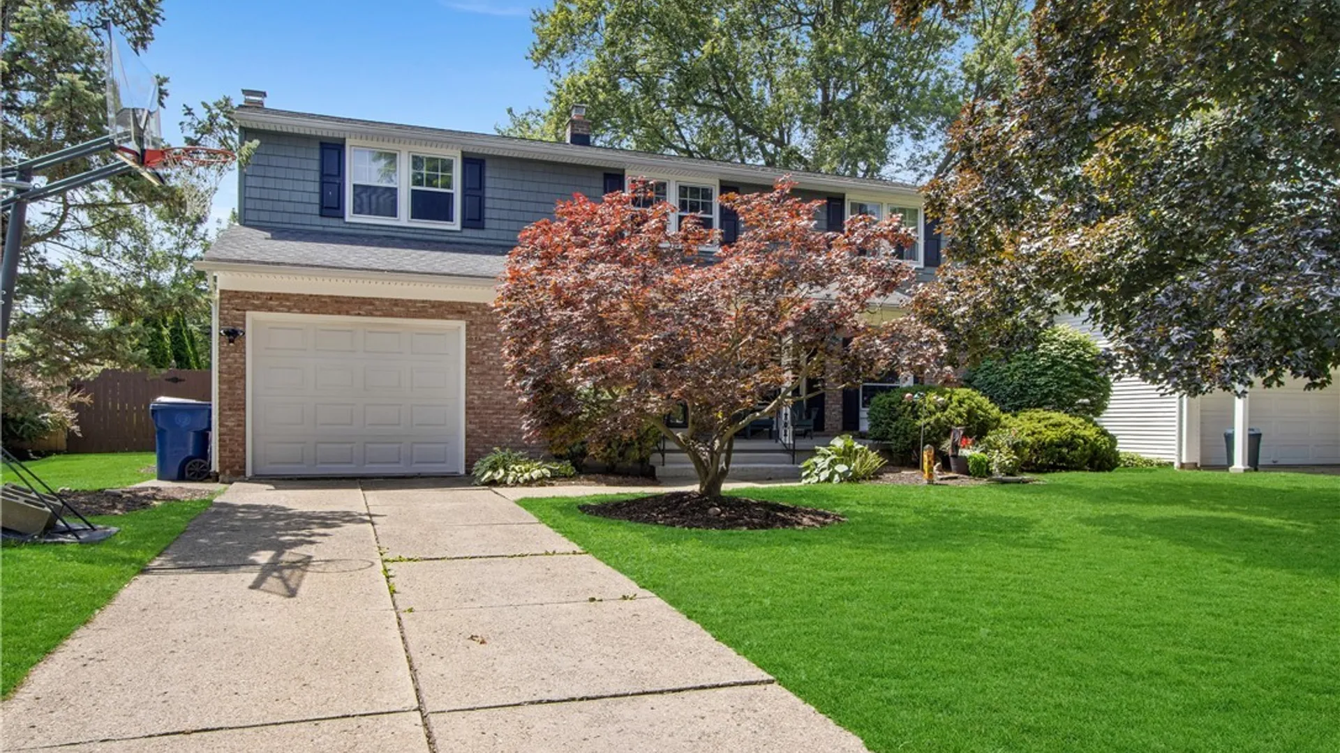 Property at 101 Willow Green Drive, Amherst, NY 14228 2
