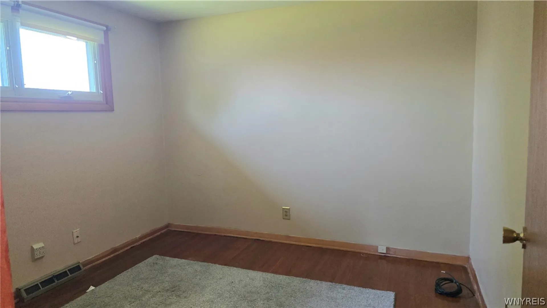 Property at 36 Jamaica Lane, Cheektowaga, NY 14225 10