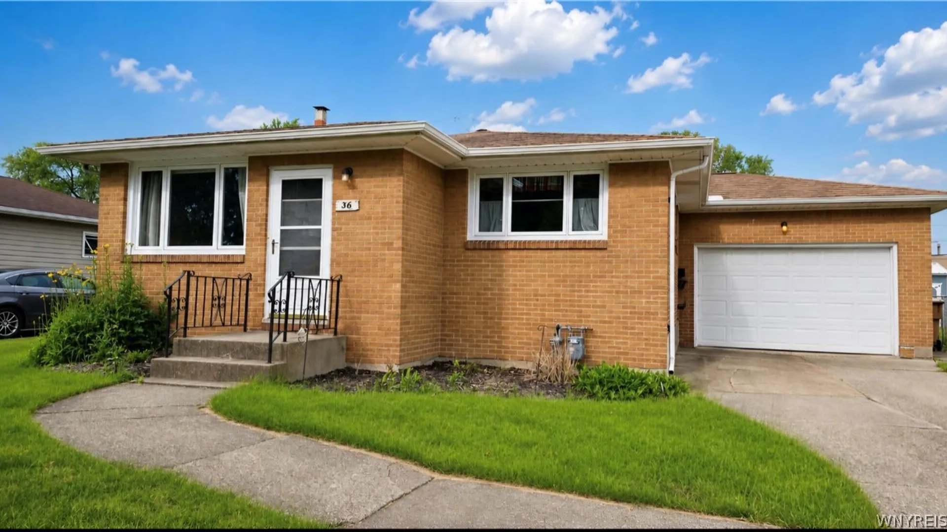 Property at 36 Jamaica Lane, Cheektowaga, NY 14225 2
