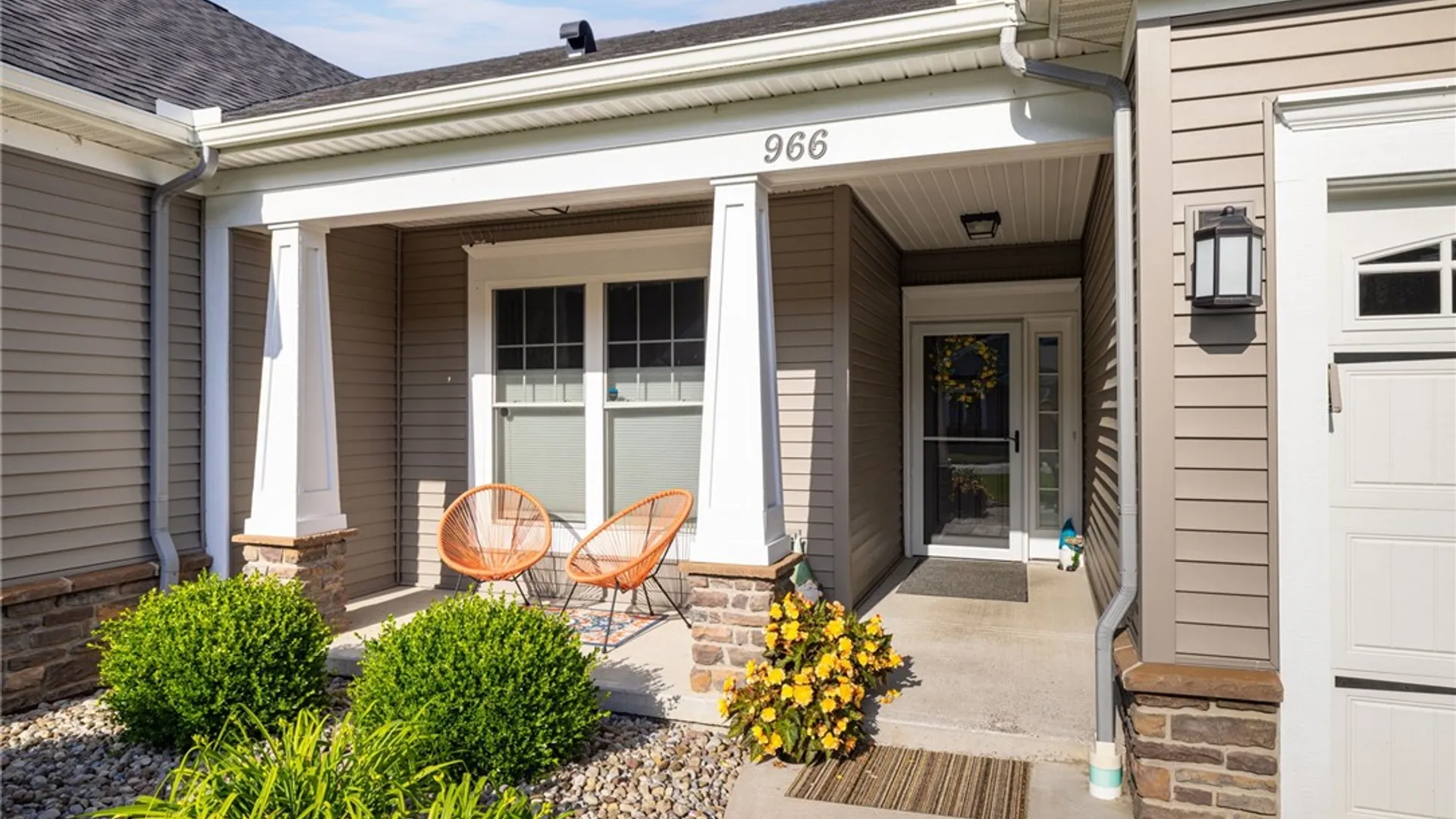 Property at 966 Pathway Lane, Webster, NY 14580 2