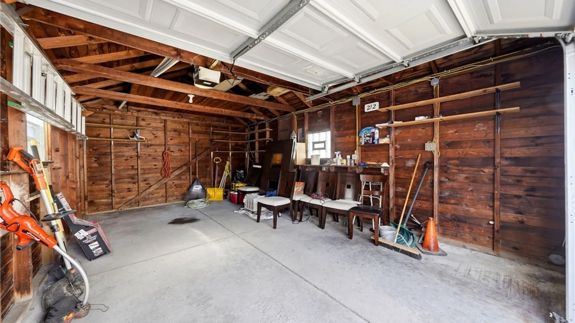 Property at 212 Treadwell Road, Tonawanda, NY 14150 31