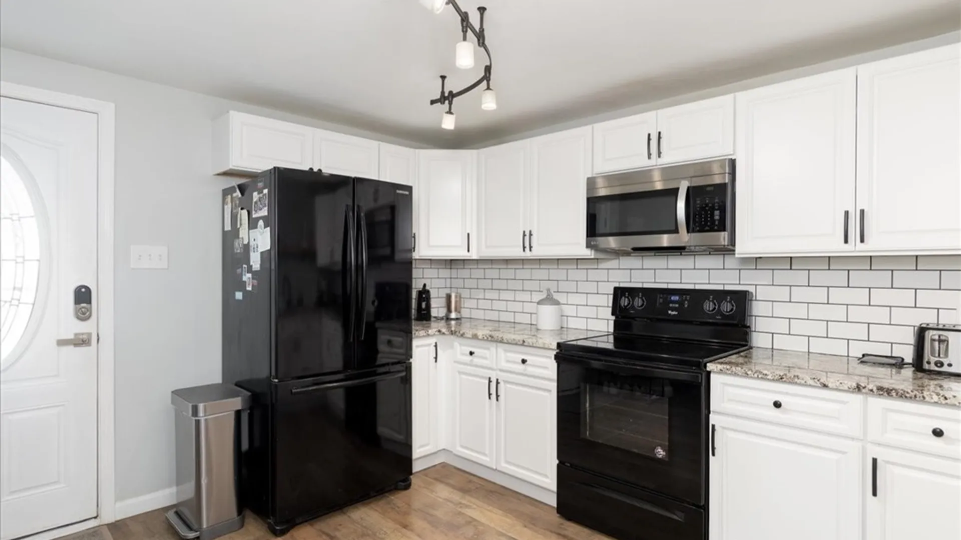 Property at 8116 Lindbergh Avenue, Niagara Falls, NY 14304 3