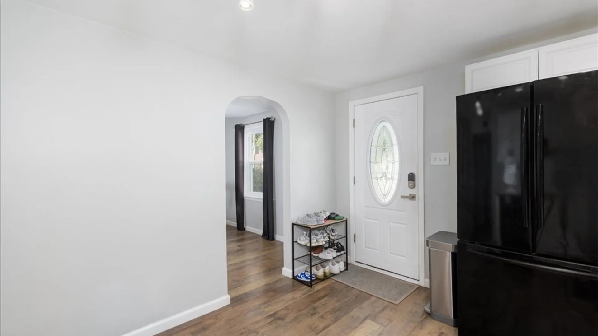 Property at 8116 Lindbergh Avenue, Niagara Falls, NY 14304 5