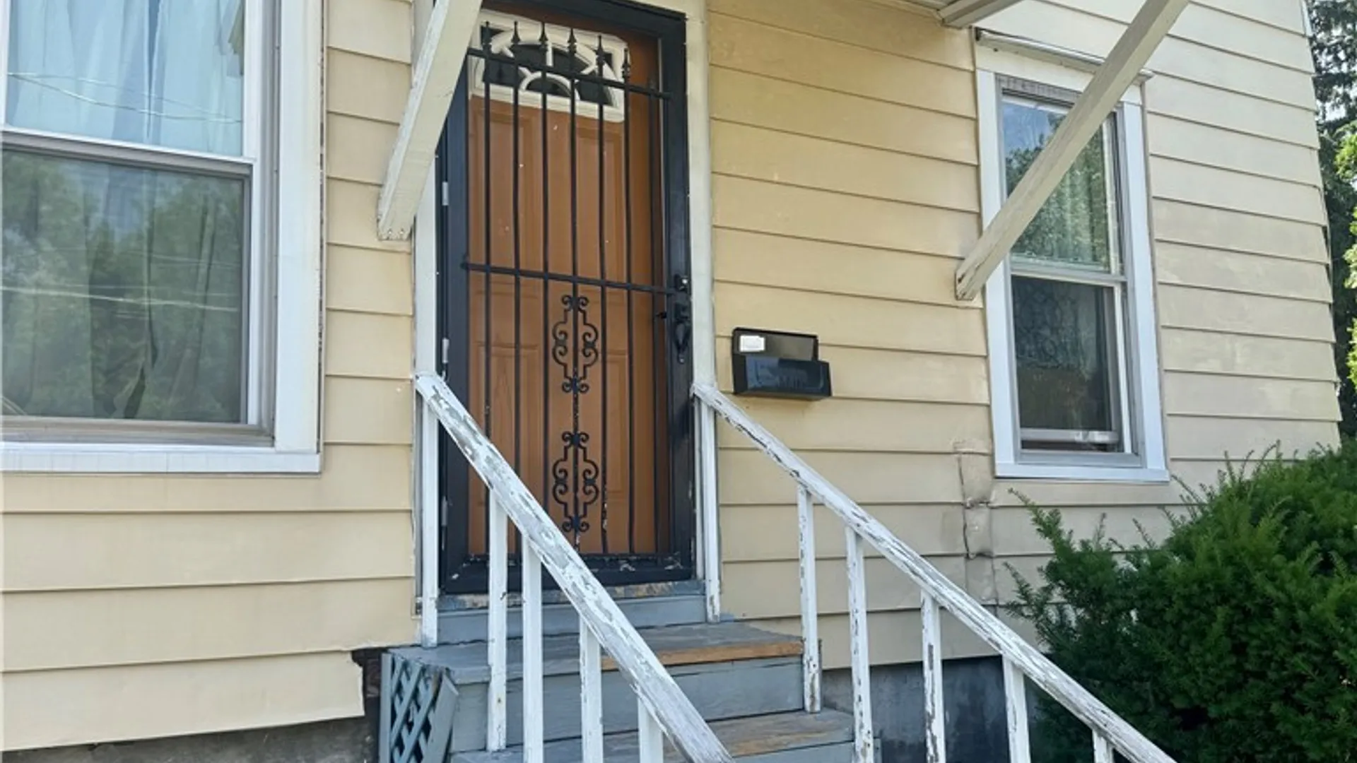 Property at 178 Hazelhurst Avenue, Syracuse, NY 13206 3