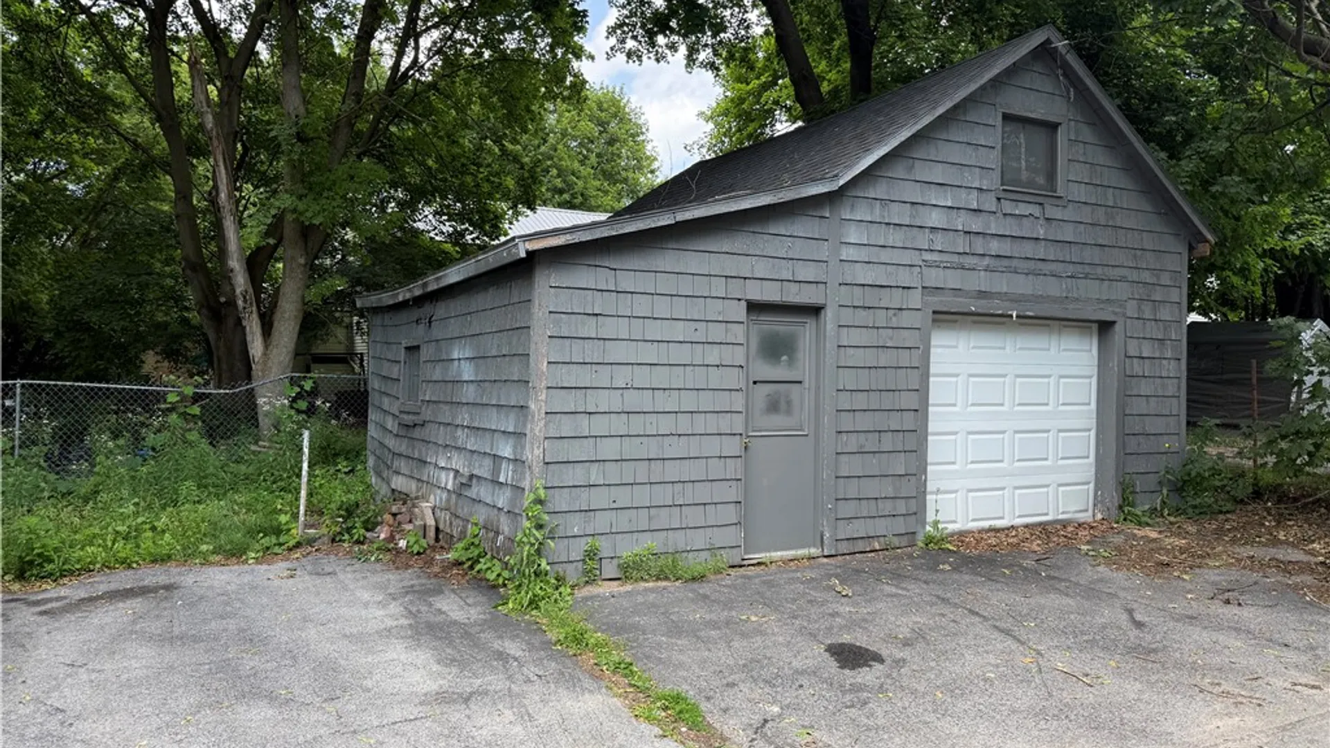 Property at 2 Guilfoil Avenue, Auburn, NY 13021 5