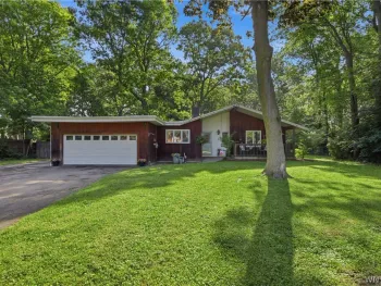 Property at 5039 Bronson Drive, Lewiston, NY 14092
