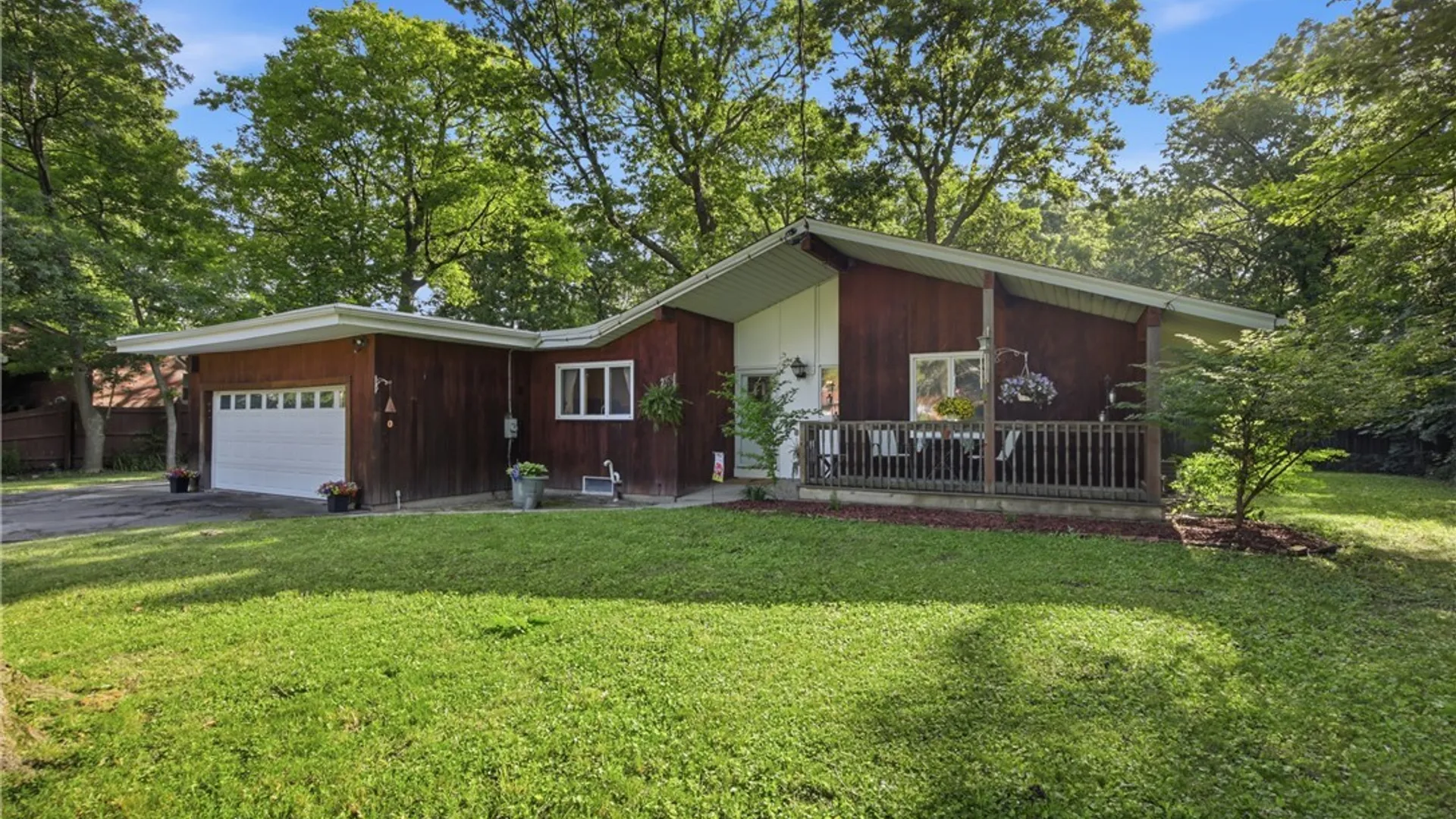 Property at 5039 Bronson Drive, Lewiston, NY 14092 3