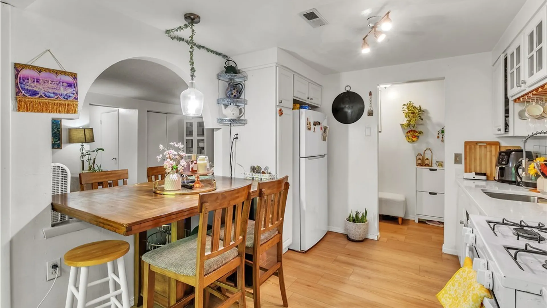 Property at 5 Cambridge, Amherst, NY 14221 15