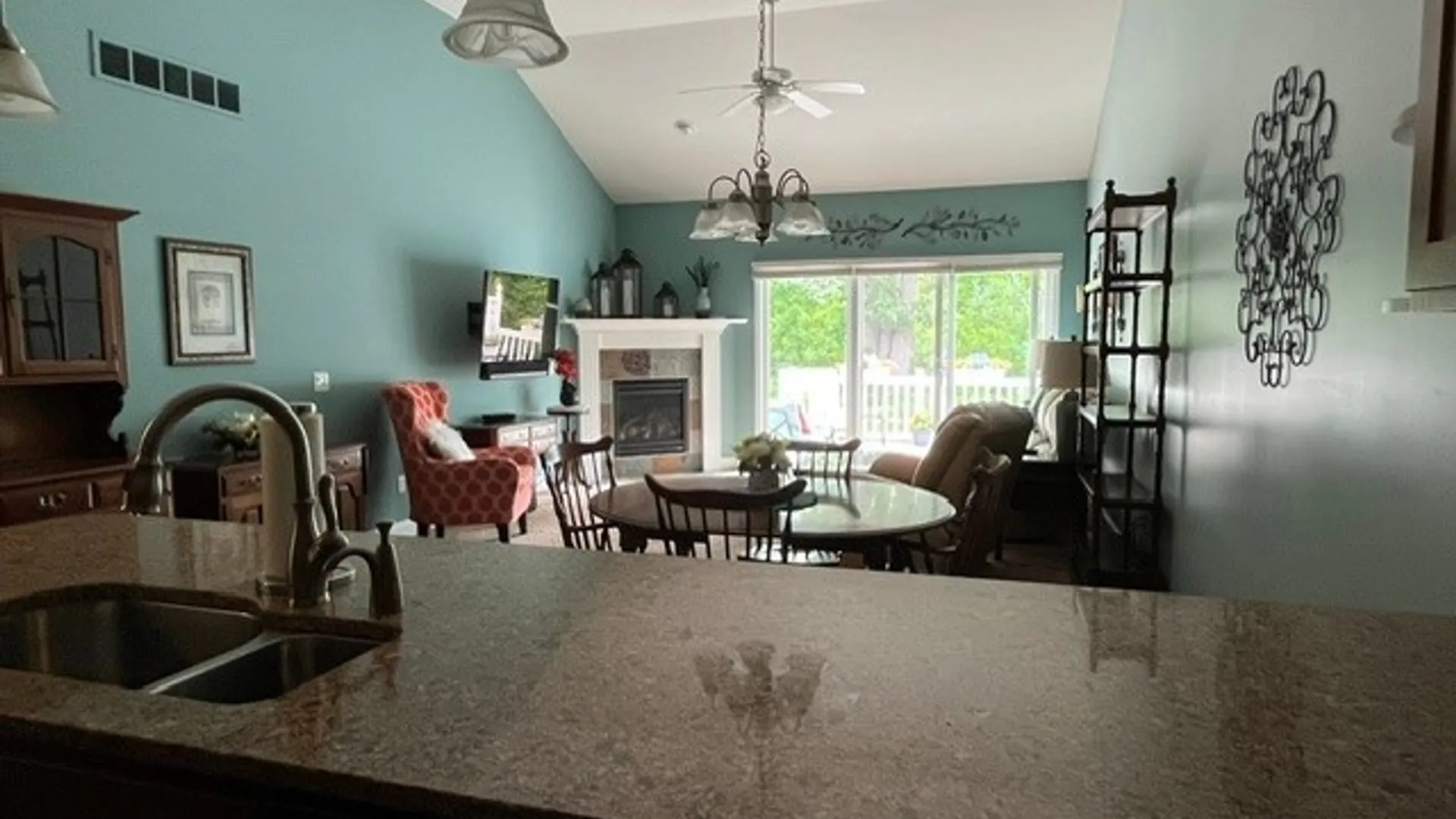 Property at 283 Carriage Path Court, Webster, NY 14580 21