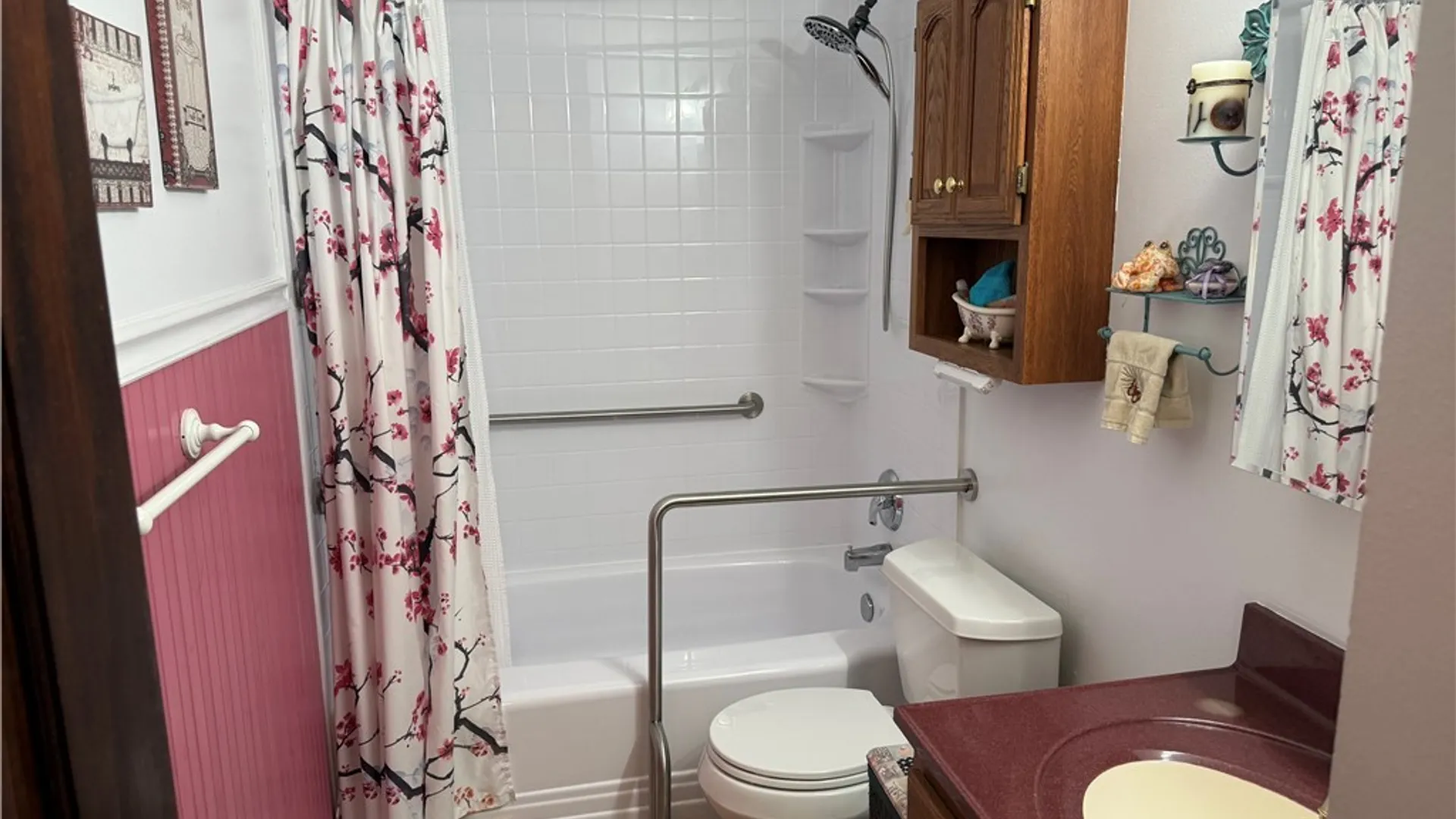 Property at 3595 Eric Trail, Hamburg, NY 14219 11