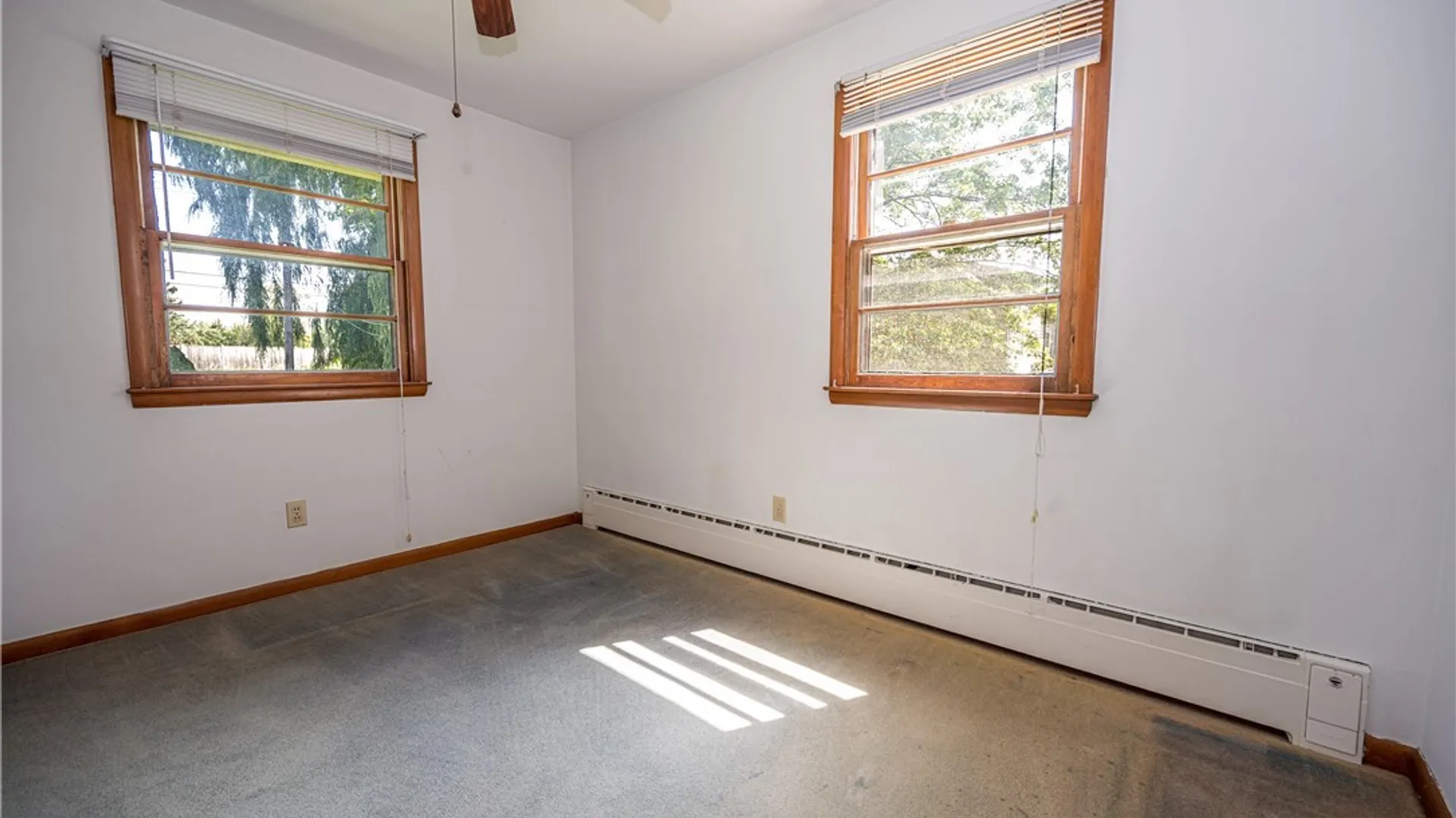 Property at 181 Cayuga Creek Road, Cheektowaga, NY 14227 23