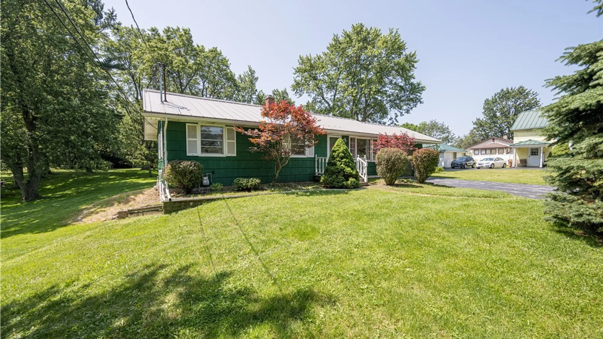 Property at 181 Cayuga Creek Road, Cheektowaga, NY 14227 3