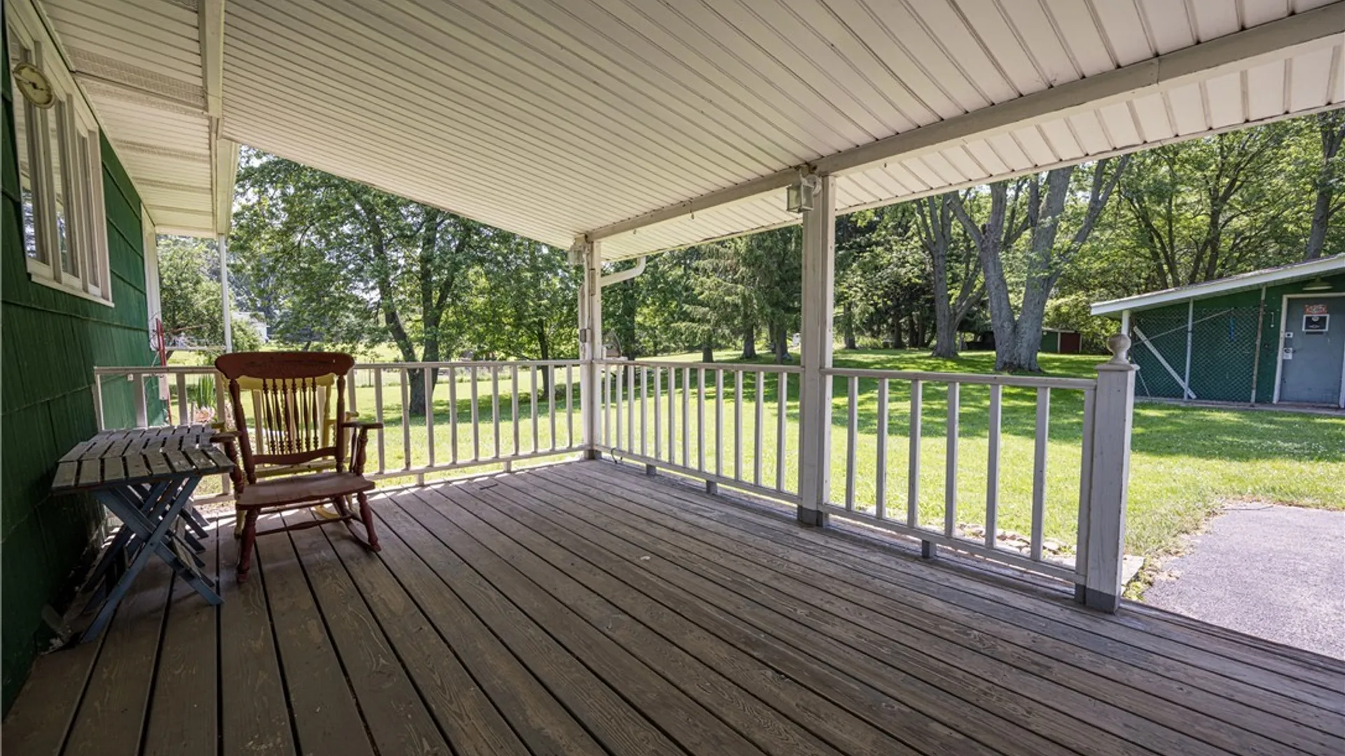 Property at 181 Cayuga Creek Road, Cheektowaga, NY 14227 35