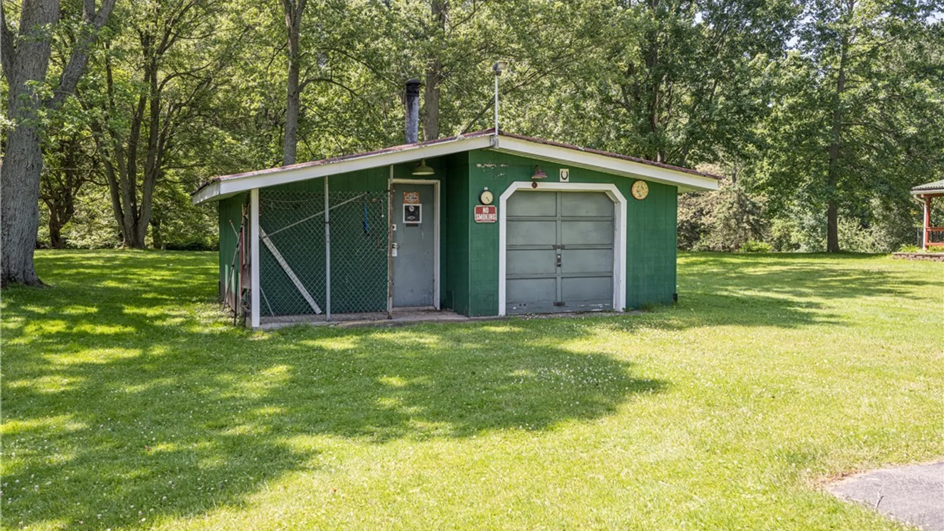 Property at 181 Cayuga Creek Road, Cheektowaga, NY 14227 39
