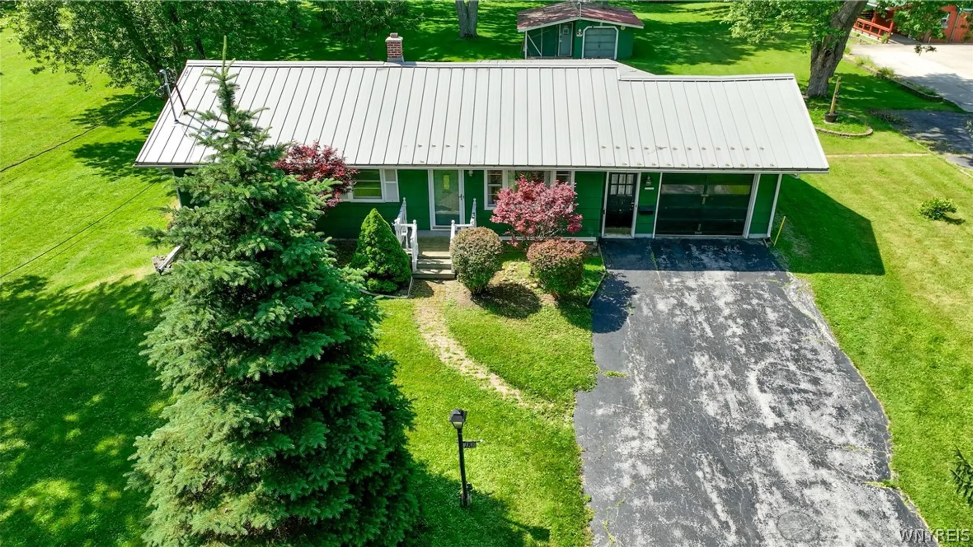Property at 181 Cayuga Creek Road, Cheektowaga, NY 14227 41