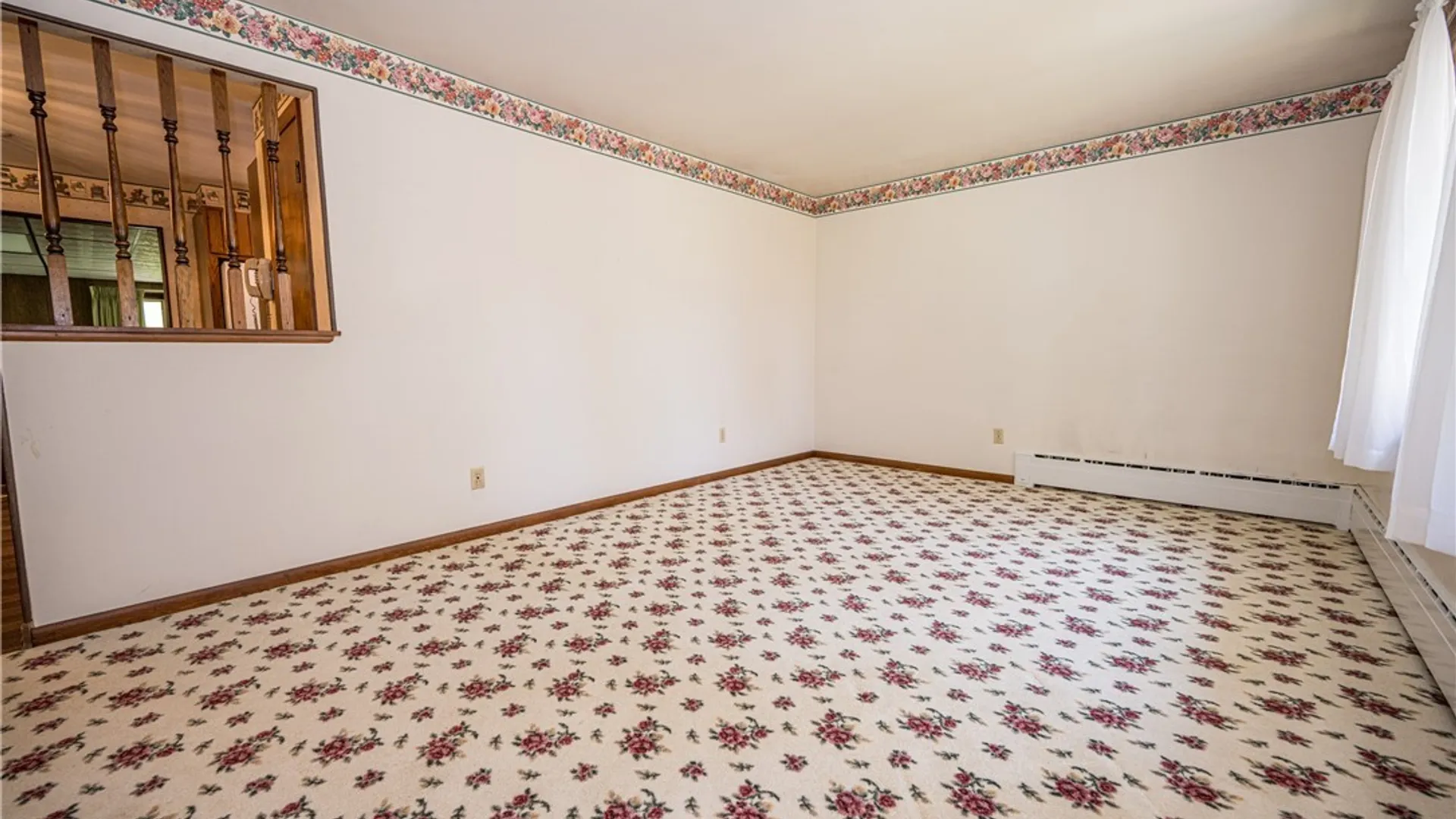 Property at 181 Cayuga Creek Road, Cheektowaga, NY 14227 7