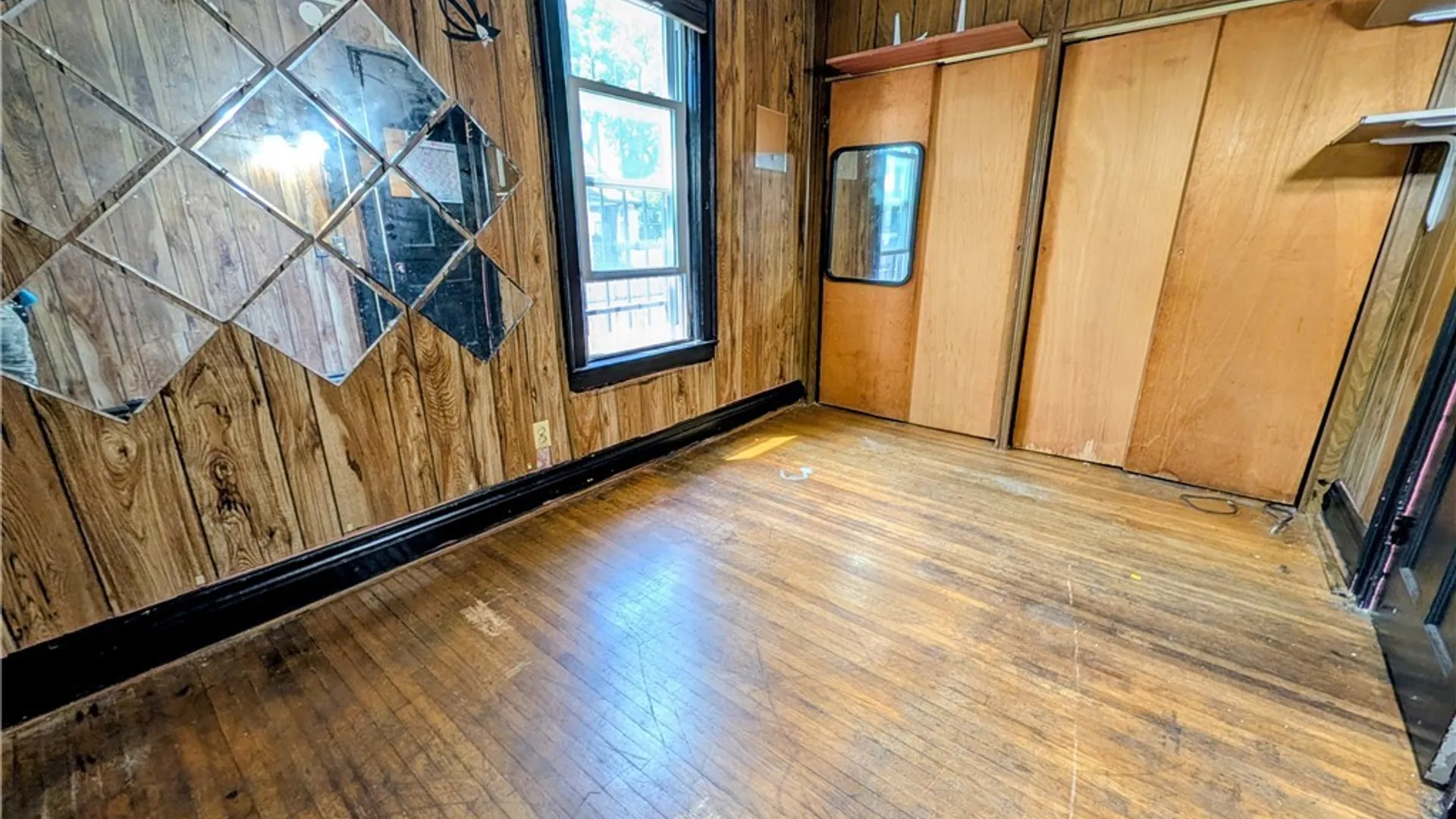 Property at 325 Box Avenue, Buffalo, NY 14211 21