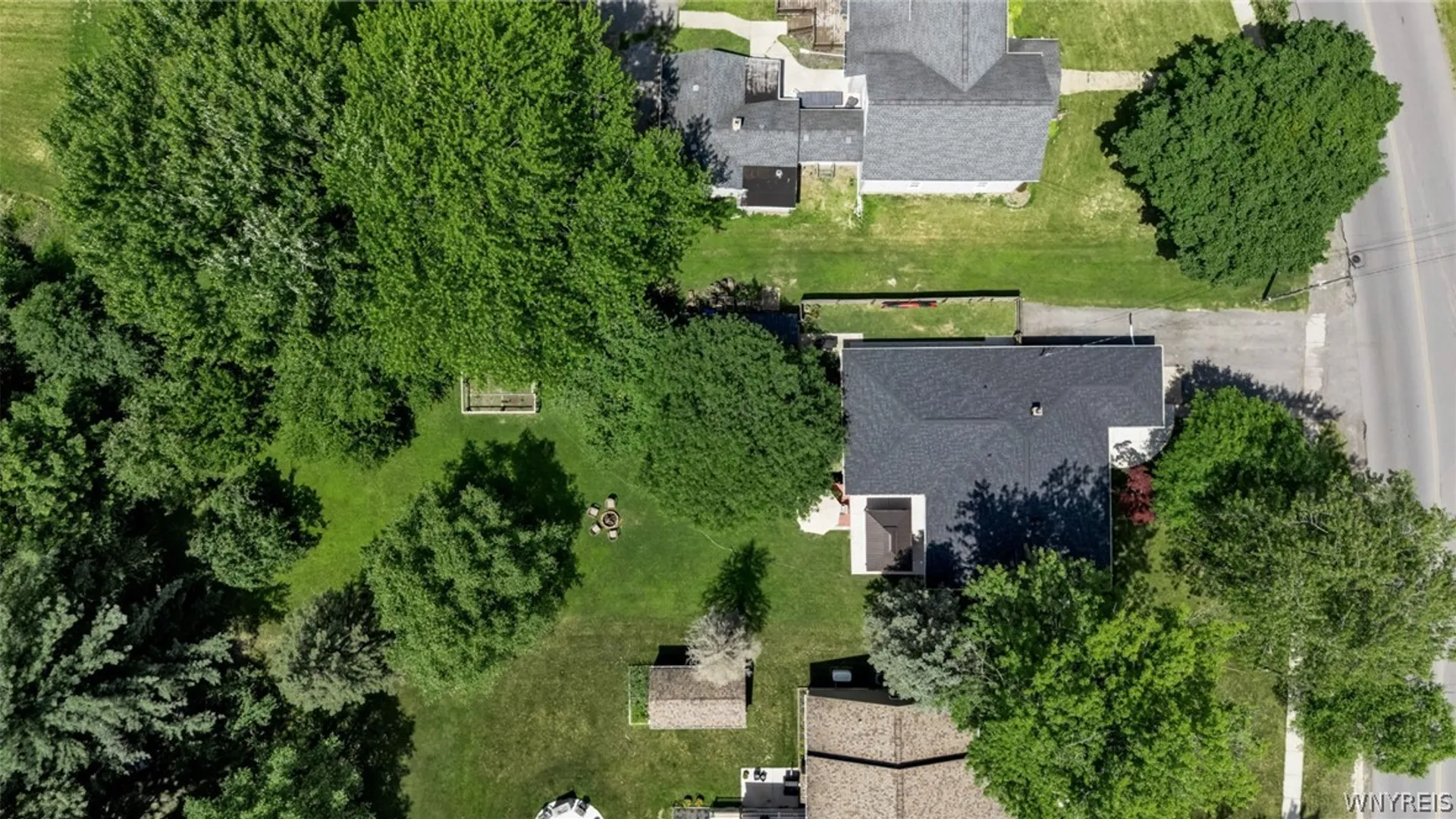 Property at 1794 Sweeney Street, North Tonawanda, NY 14120 3