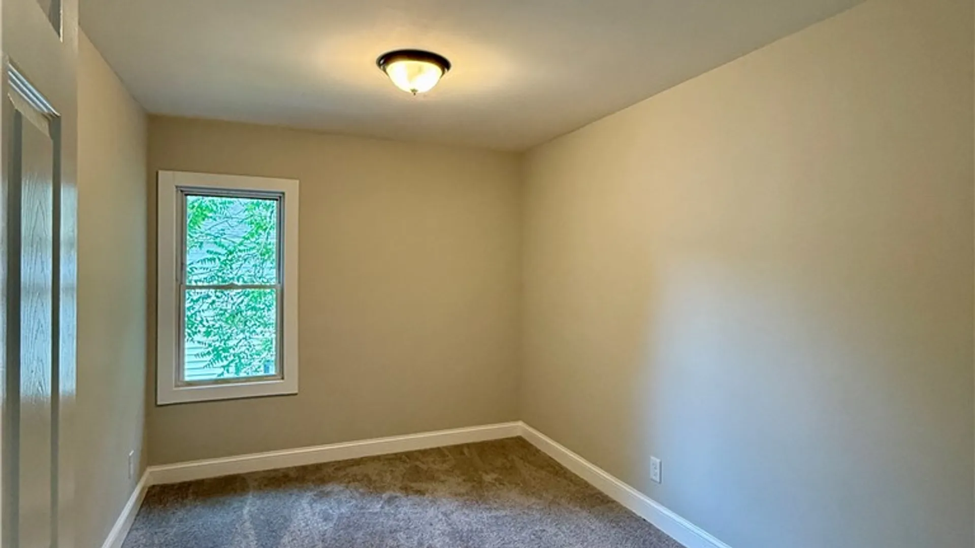 Property at 96 Delamaine Drive, Rochester, NY 14621 11