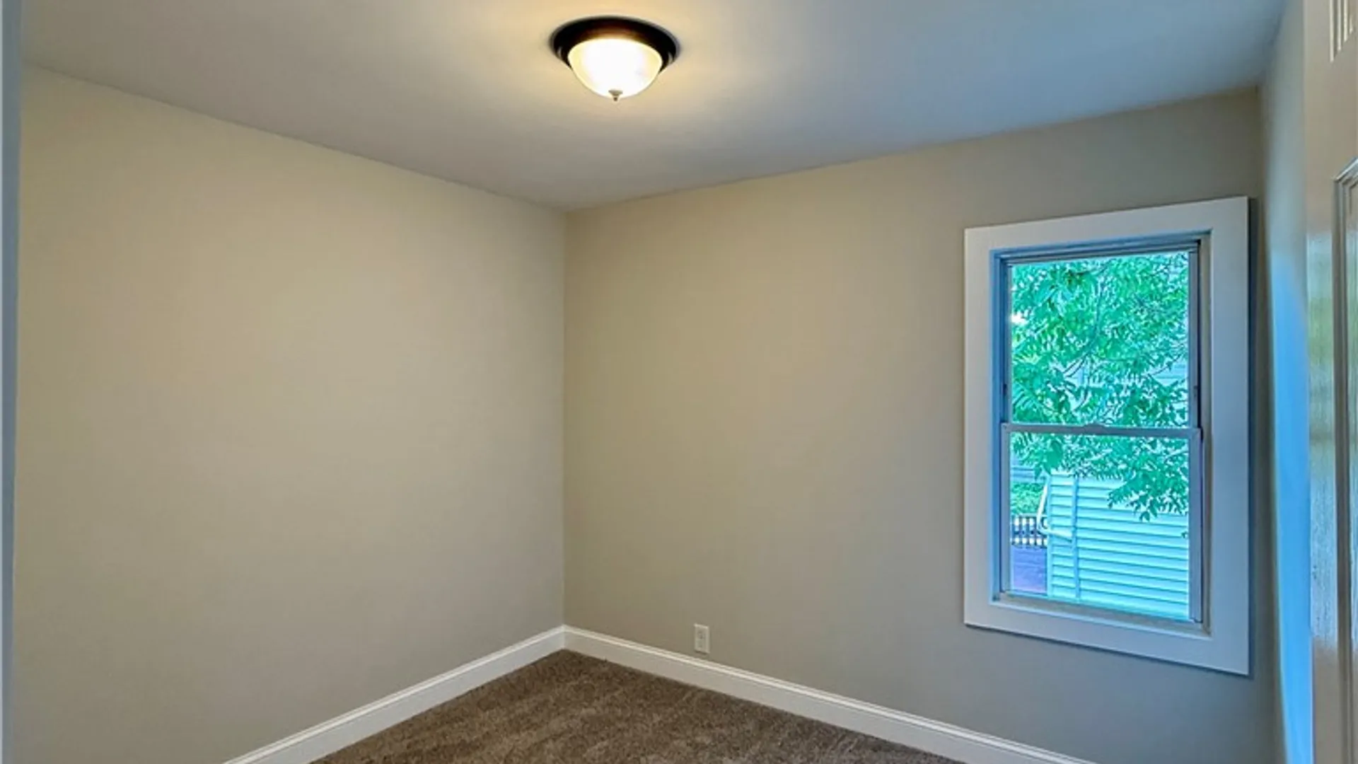 Property at 96 Delamaine Drive, Rochester, NY 14621 13