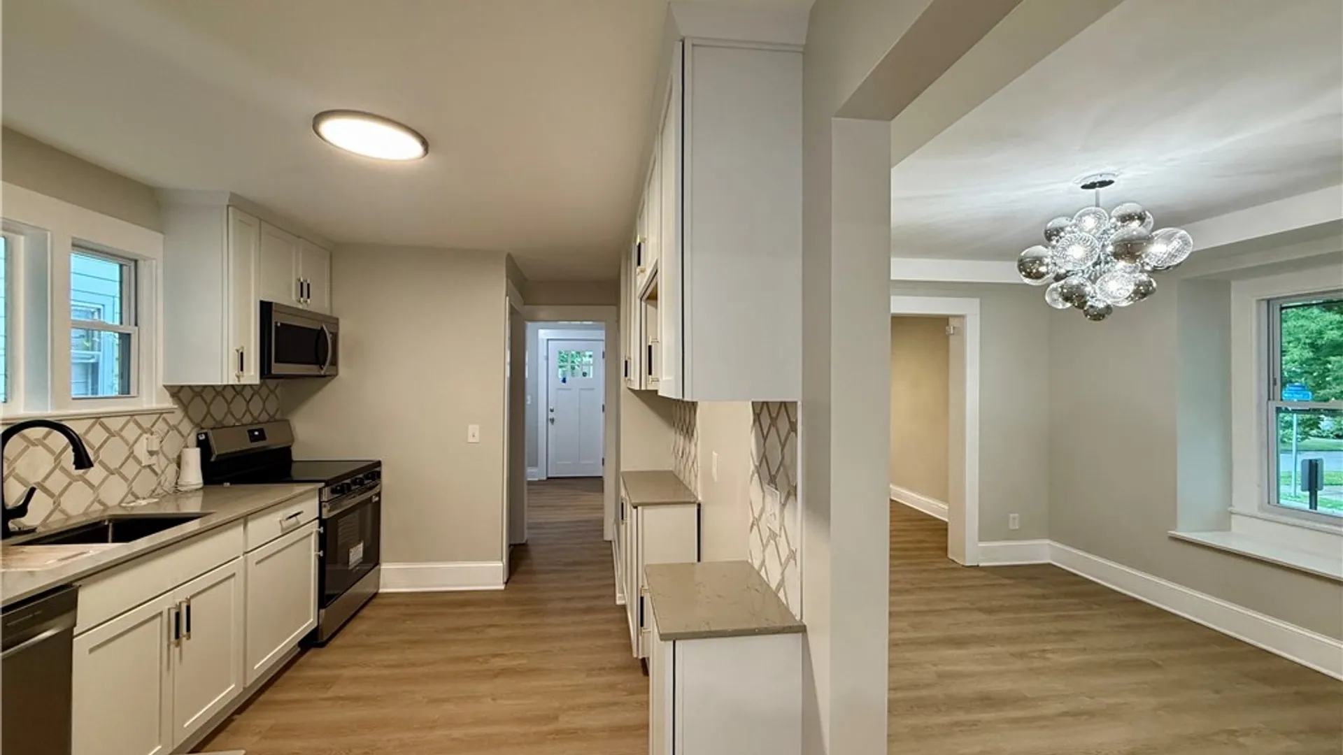 Property at 96 Delamaine Drive, Rochester, NY 14621 6