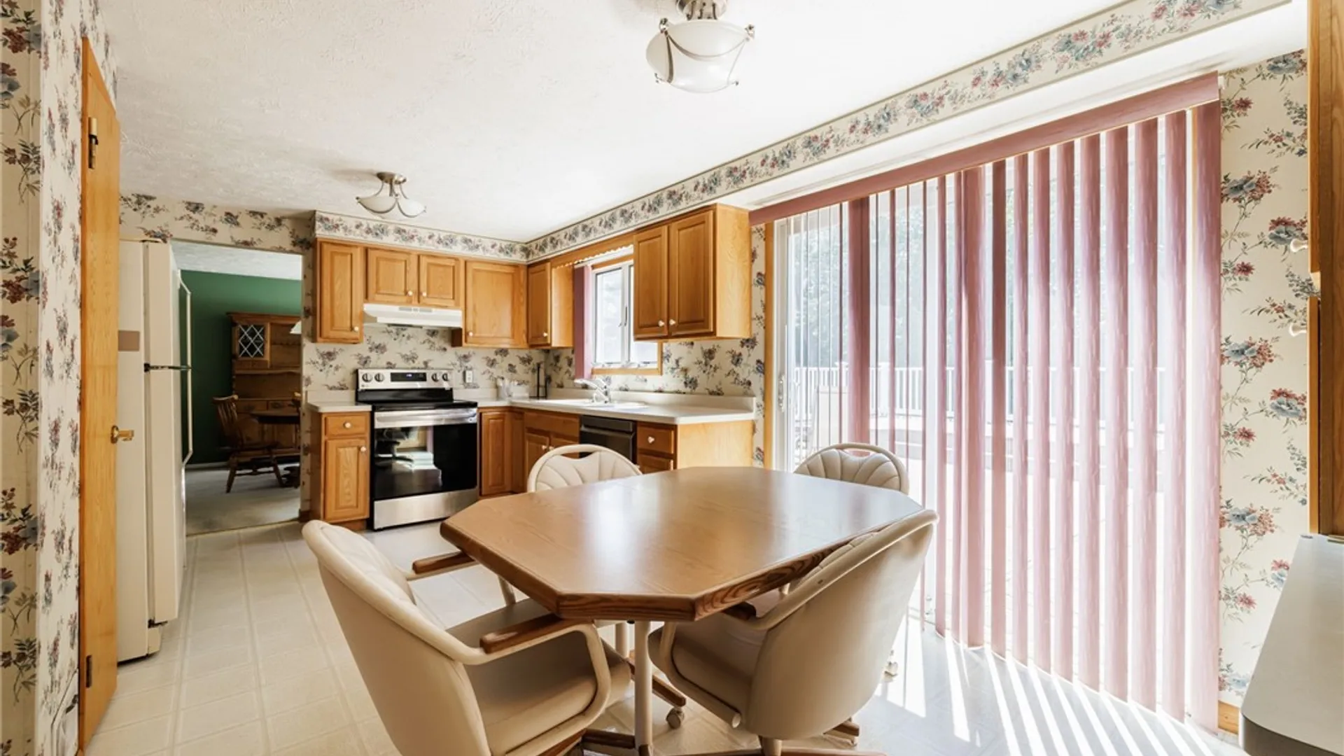 Property at 36 Kimbrook Drive, Greece, NY 14612 11