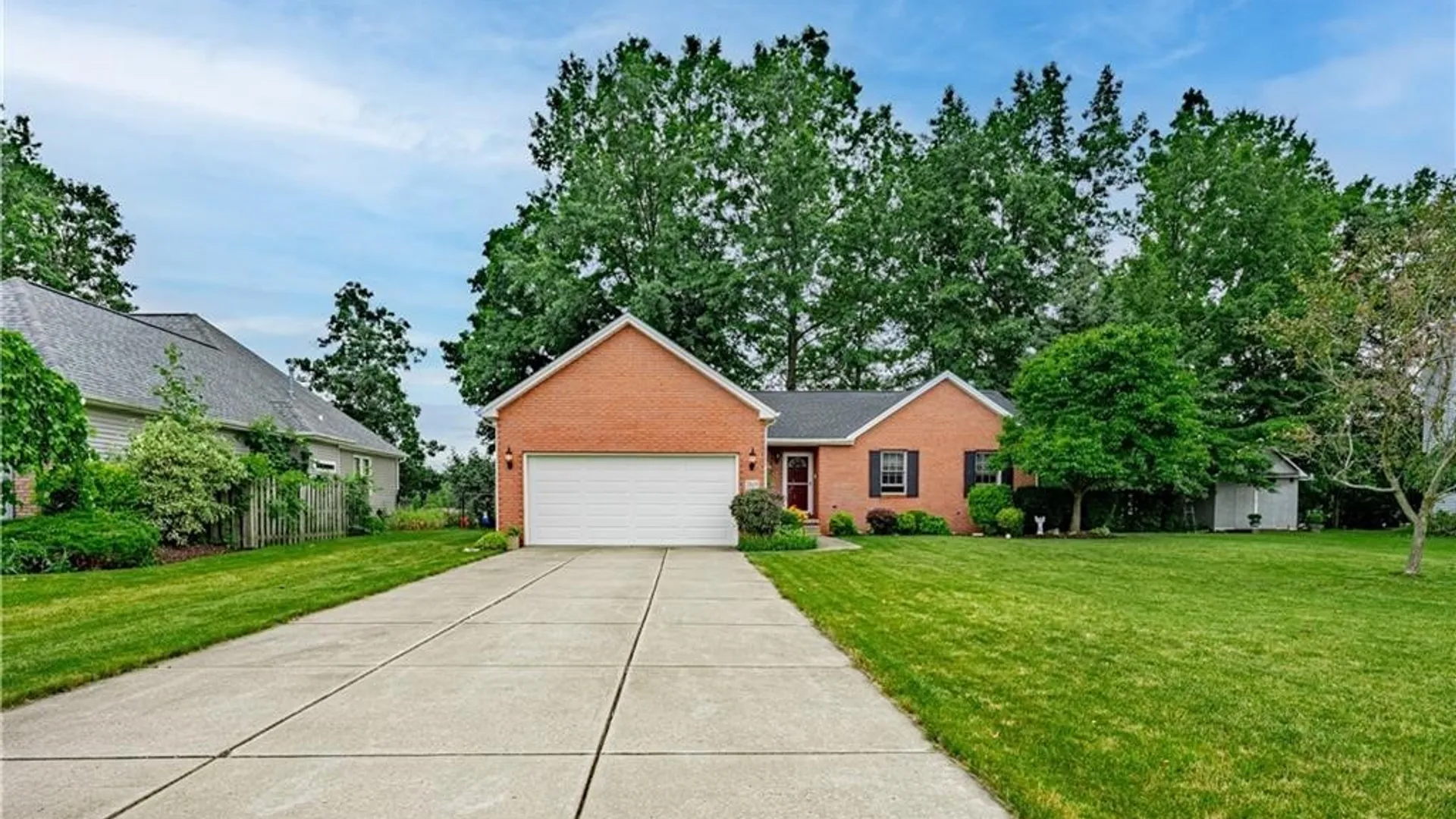 Property at 2618 Kusum Court, Wheatfield, NY 14304 2