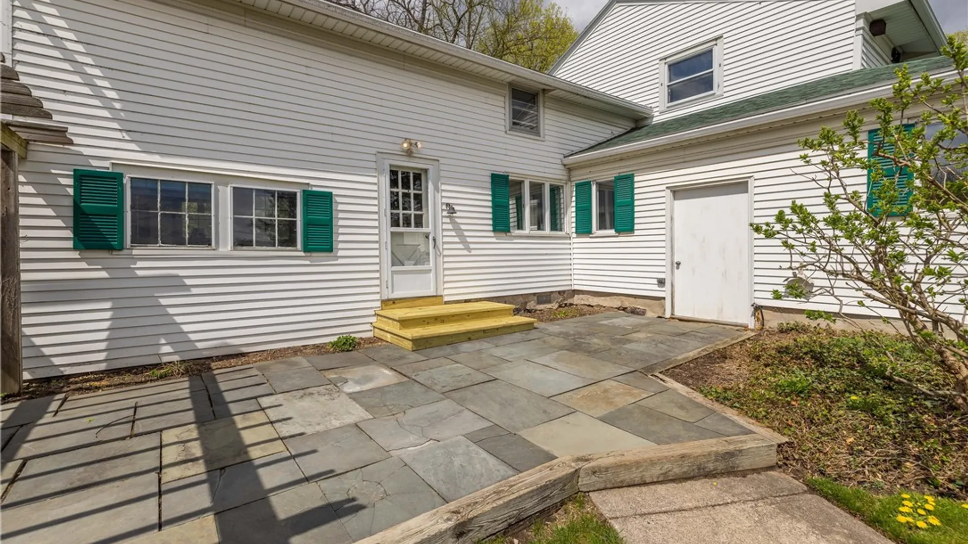 Property at 1253 Fairport Road, Perinton, NY 14450 30
