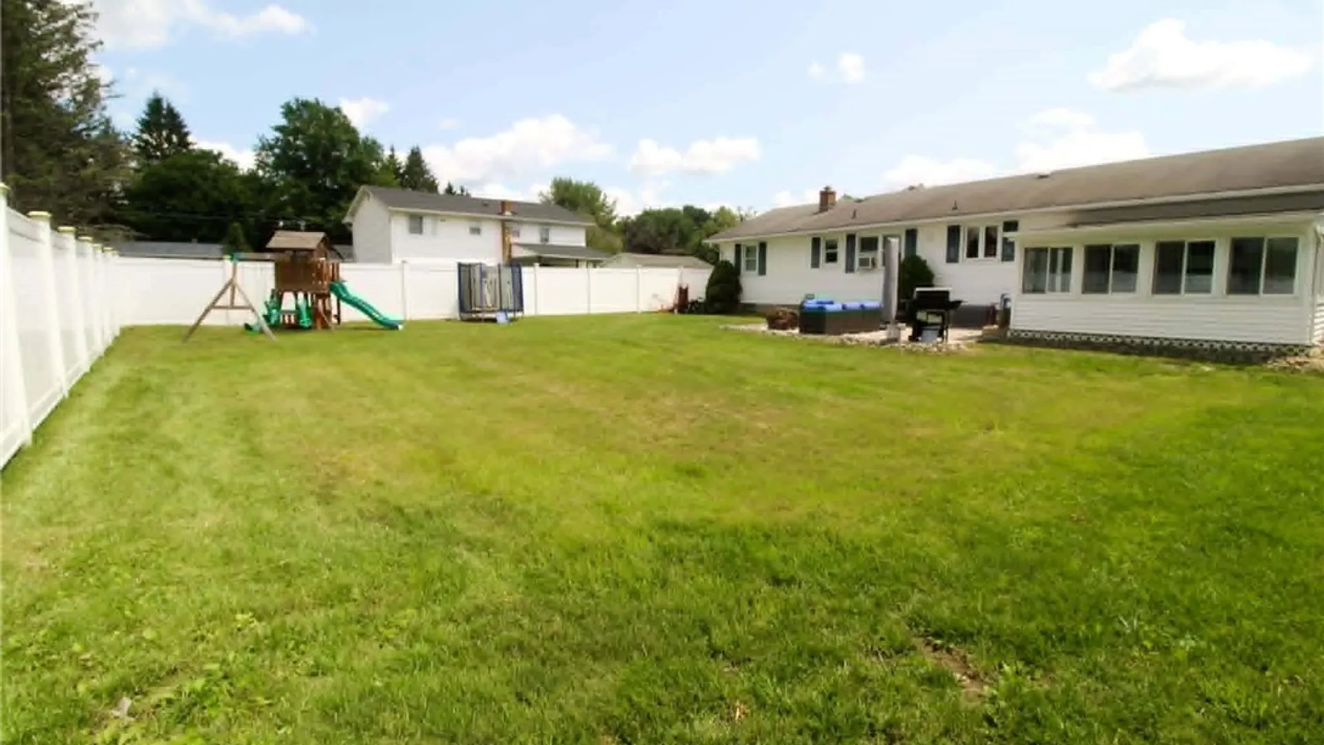 Property at 55 Vinnie Street, Jamestown, NY 14701 3