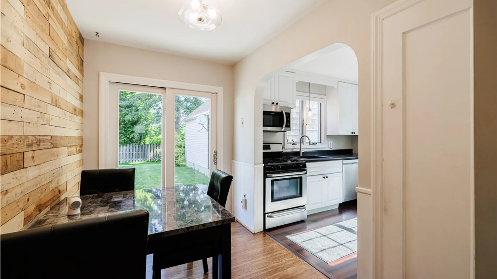 Property at 910 Whitlock Road, Irondequoit, NY 14609 7