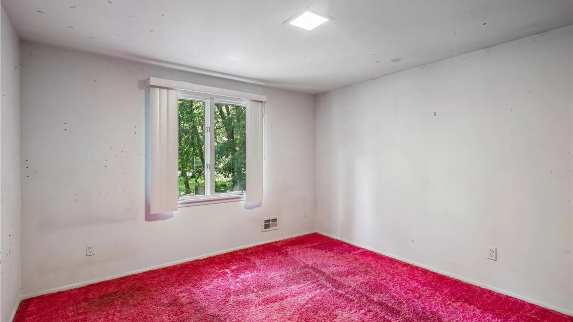 Property at 216 Somerworth Drive, Greece, NY 14626 27