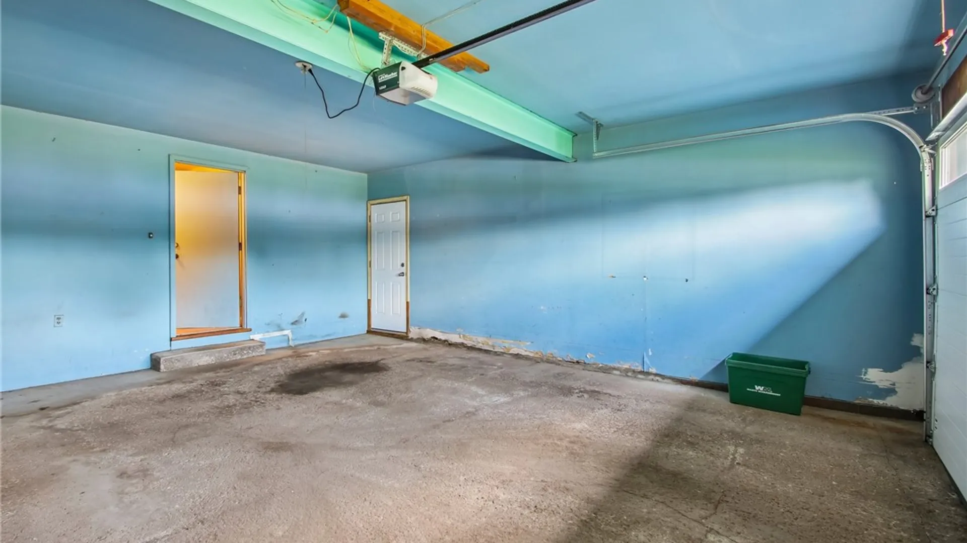 Property at 216 Somerworth Drive, Greece, NY 14626 38