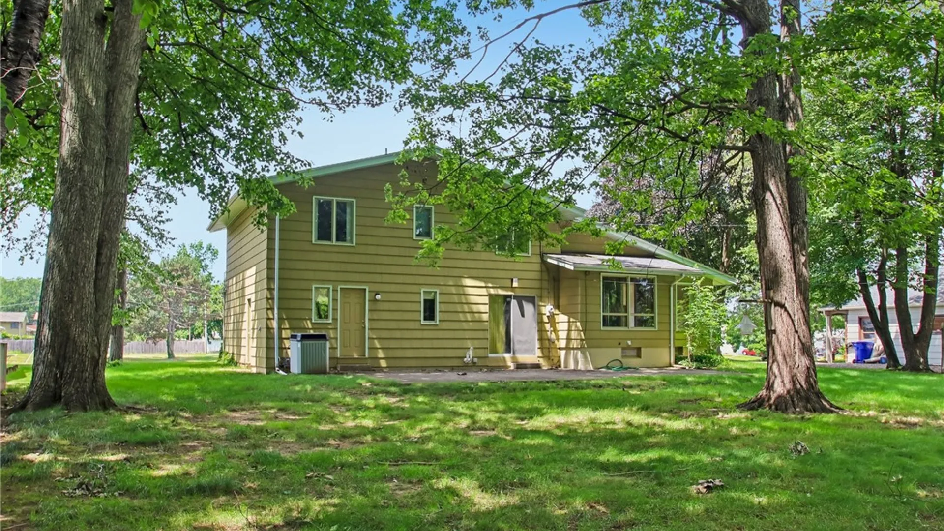 Property at 216 Somerworth Drive, Greece, NY 14626 39