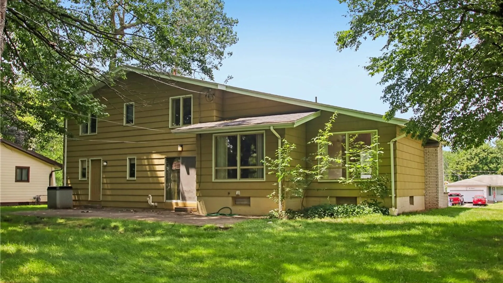Property at 216 Somerworth Drive, Greece, NY 14626 44