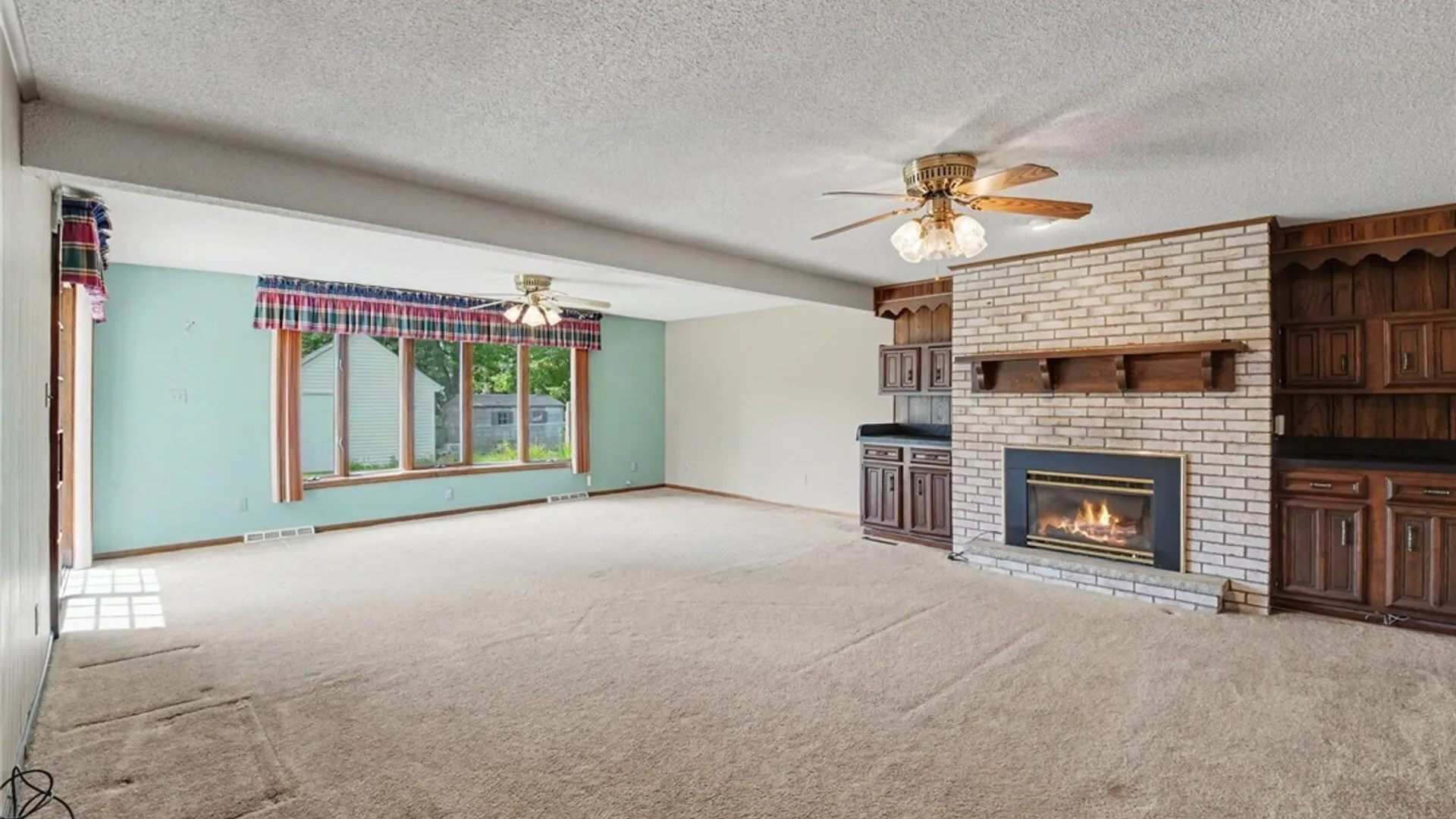 Property at 455 Meadow Drive, West Seneca, NY 14224 15