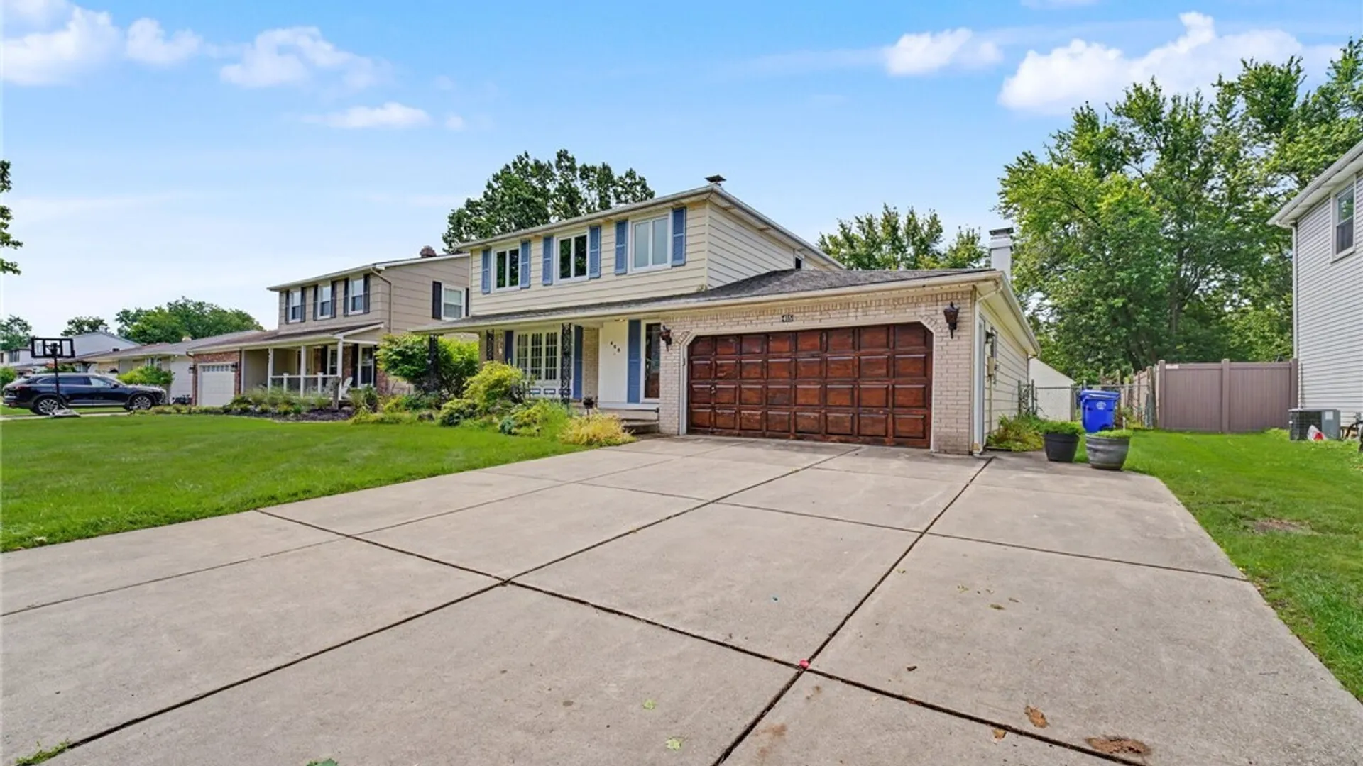 Property at 455 Meadow Drive, West Seneca, NY 14224 2