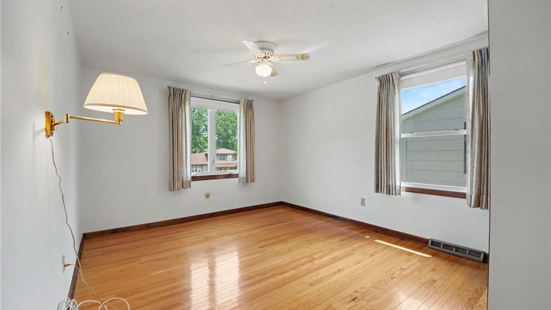 Property at 455 Meadow Drive, West Seneca, NY 14224 25
