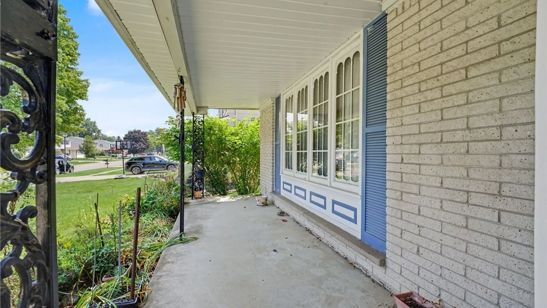 Property at 455 Meadow Drive, West Seneca, NY 14224 34