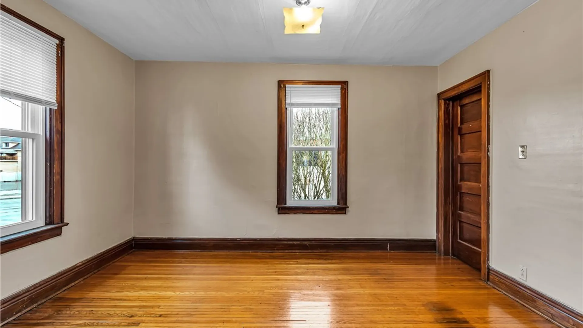 Property at 7 Custer Street, Buffalo, NY 14214 15
