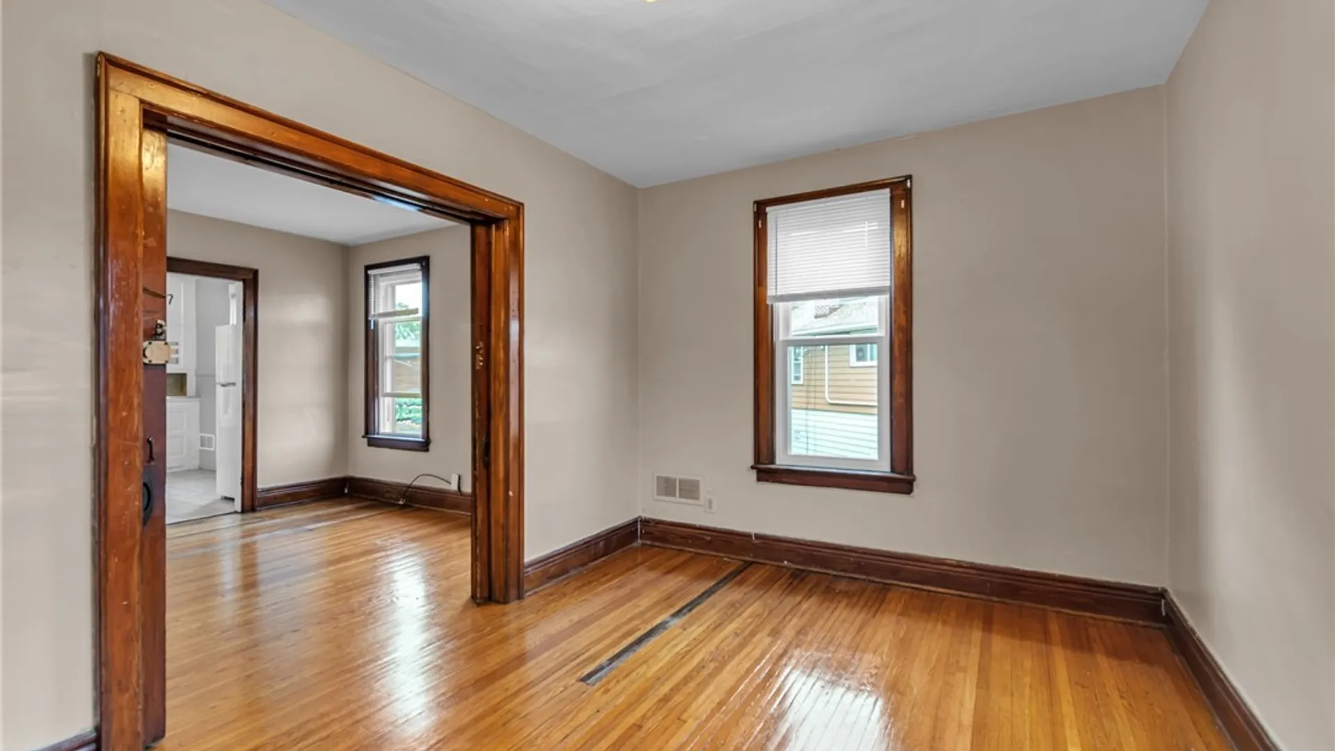 Property at 7 Custer Street, Buffalo, NY 14214 18