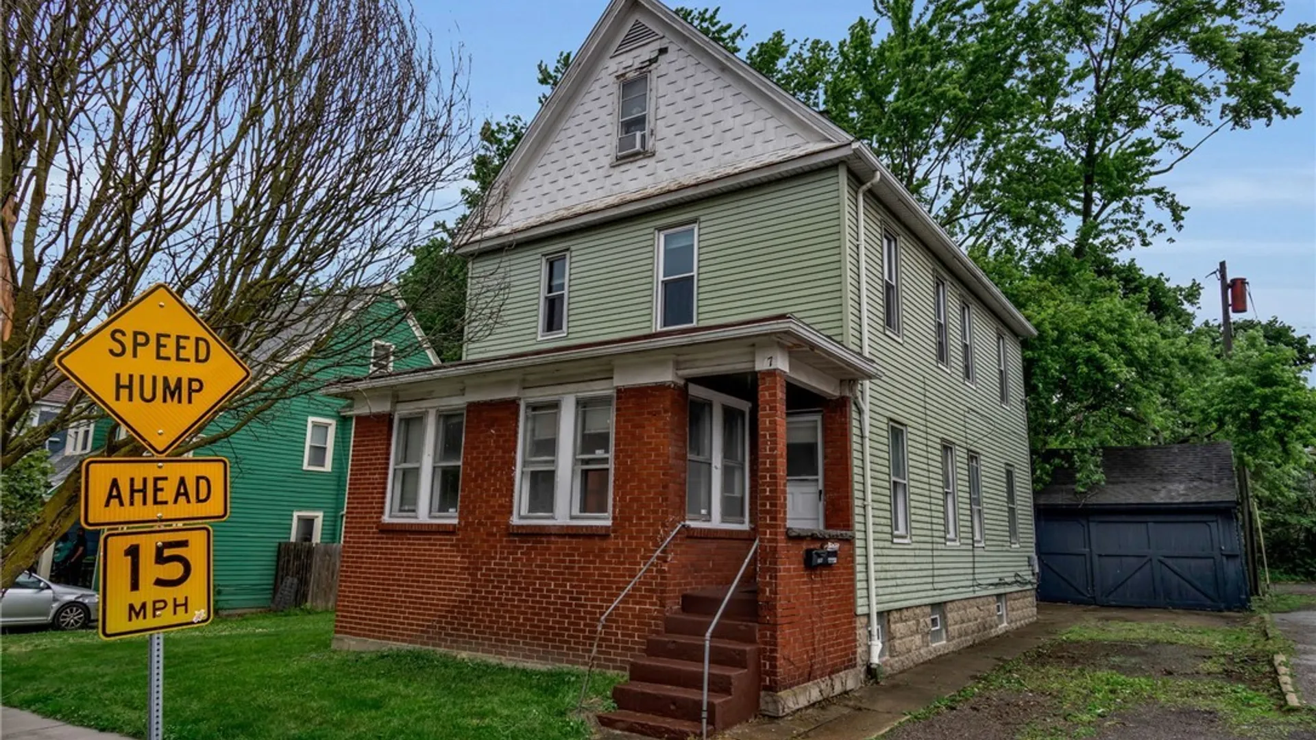 Property at 7 Custer Street, Buffalo, NY 14214 2
