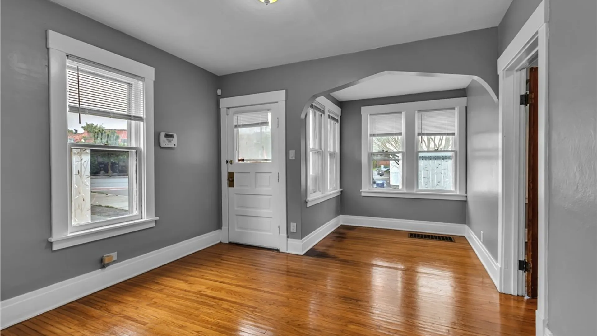 Property at 7 Custer Street, Buffalo, NY 14214 37