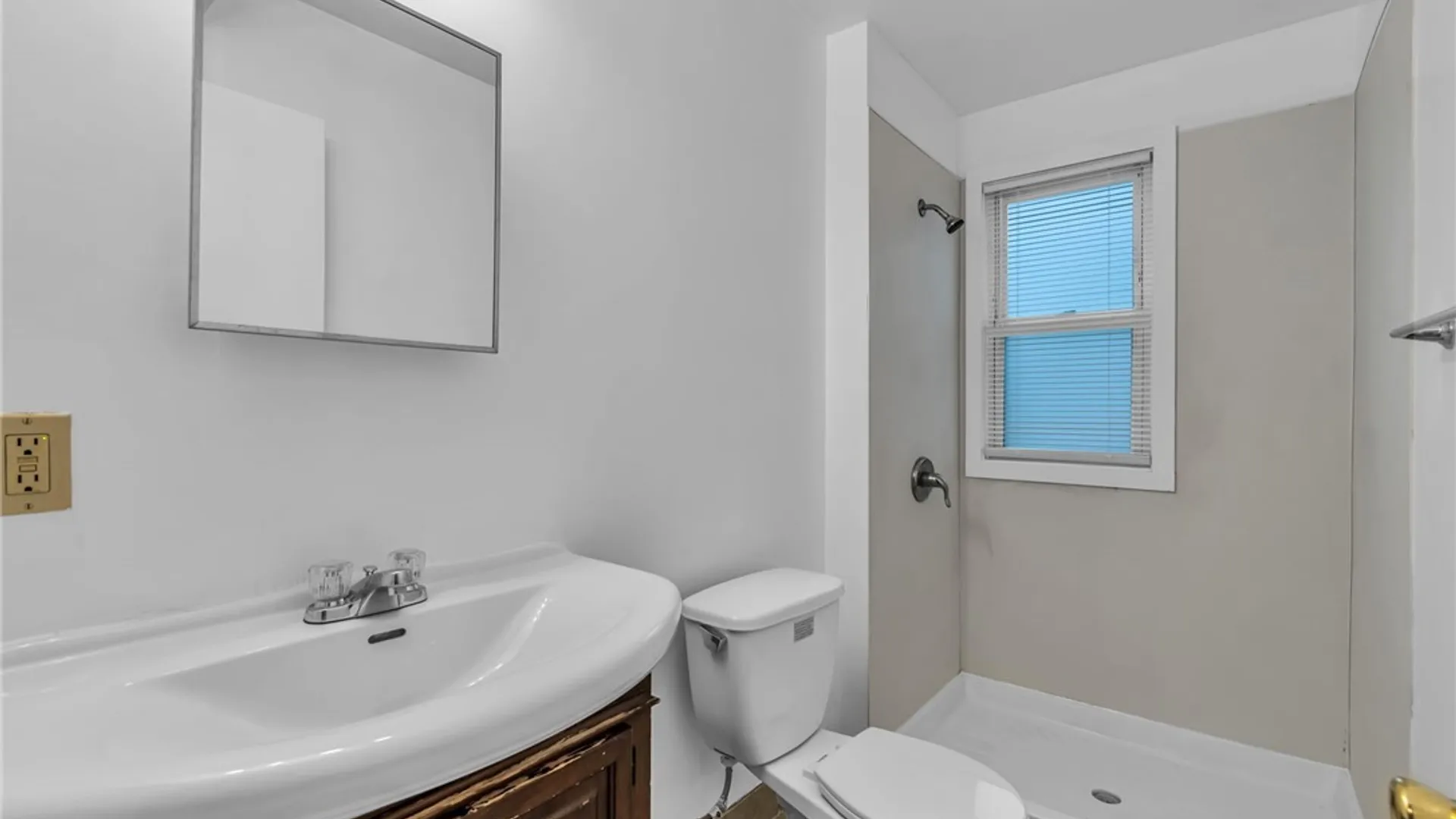 Property at 7 Custer Street, Buffalo, NY 14214 43