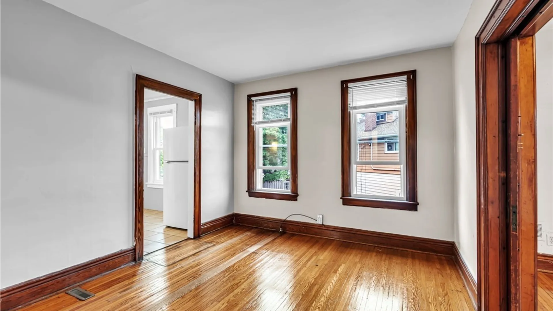 Property at 7 Custer Street, Buffalo, NY 14214 9
