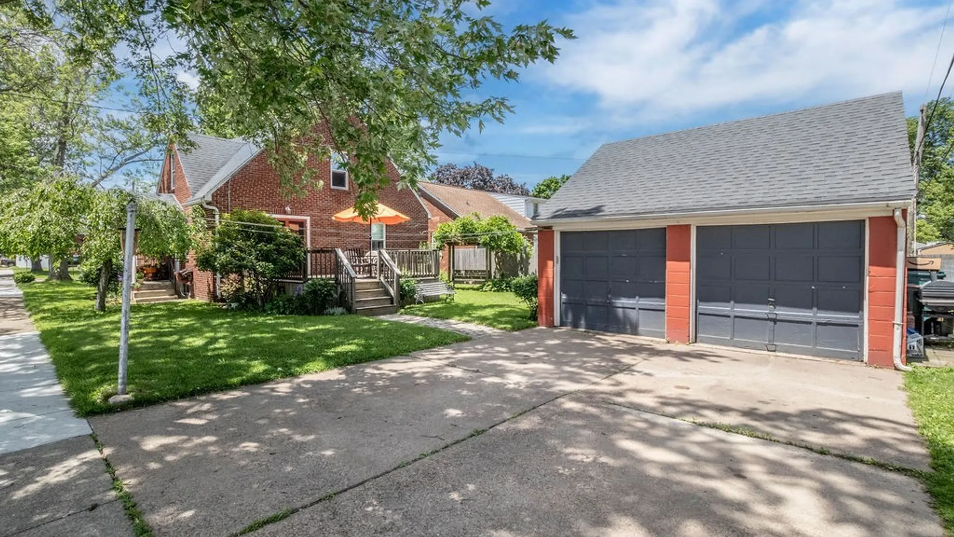 Property at 647 Barrally Street, North Tonawanda, NY 14120 7