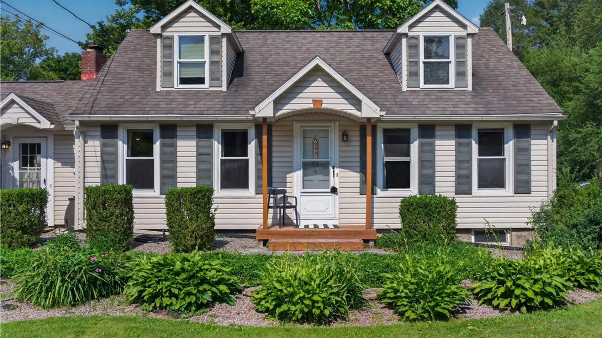 Property at 700 Maple Drive, DeWitt, NY 13066 2
